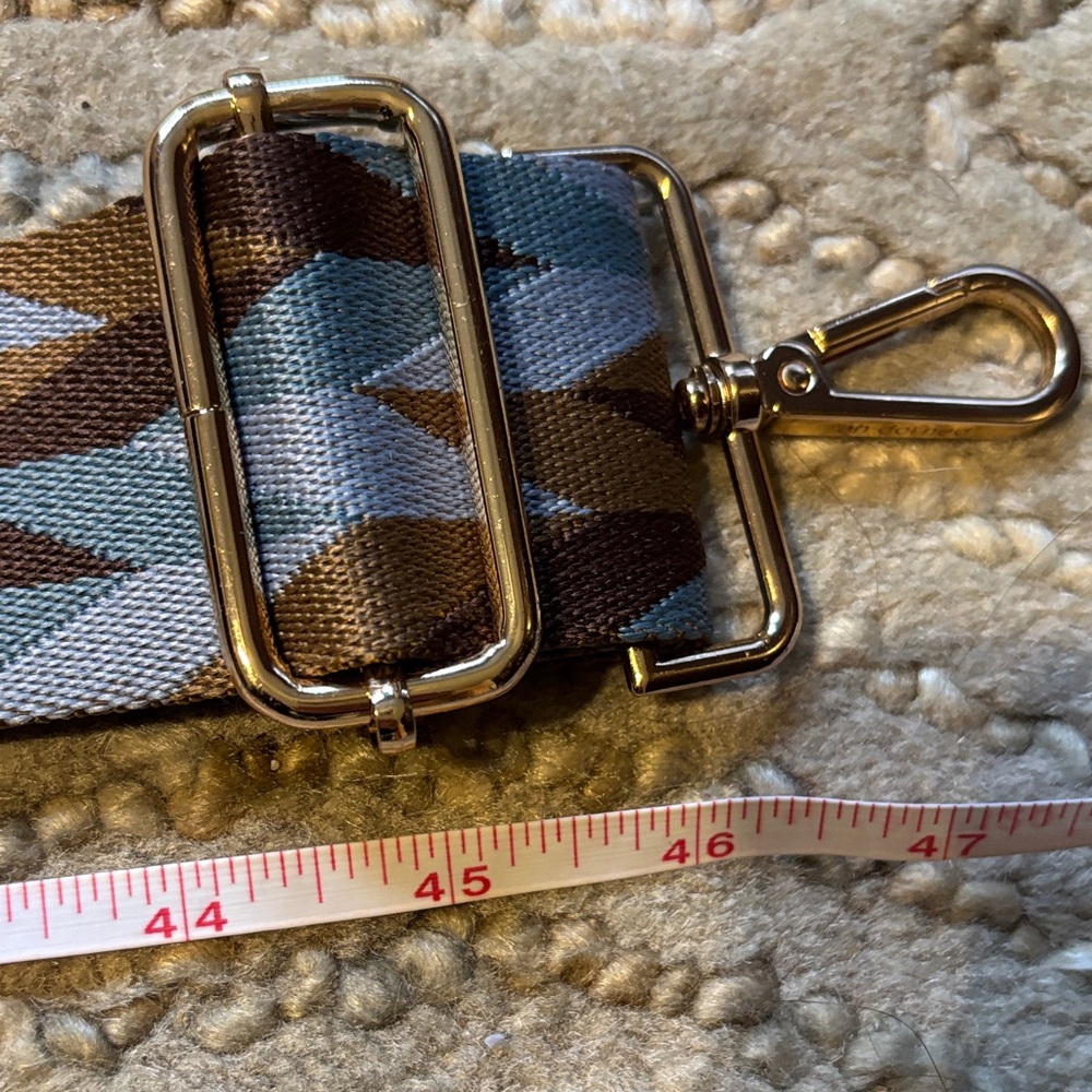 Geometric Pattern Bag Strap in Blue and Brown - Picture 6 of 9
